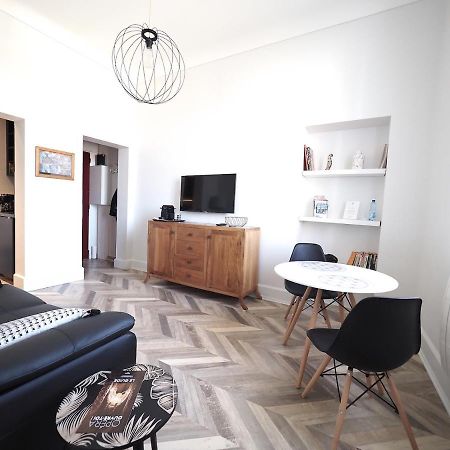 Superbe appartement indépendant en centre ville Vichy Esterno foto