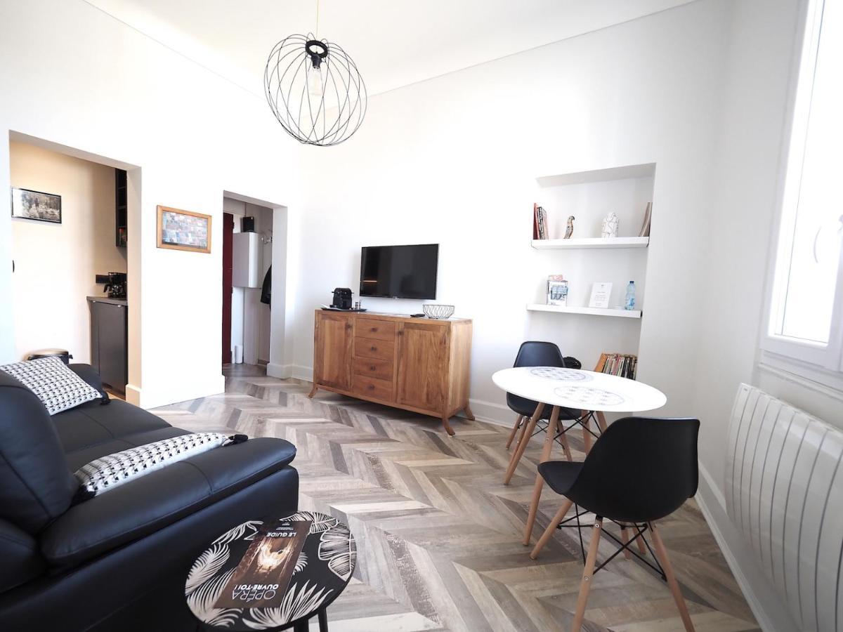 Superbe appartement indépendant en centre ville Vichy Esterno foto